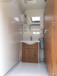 wc karavan
